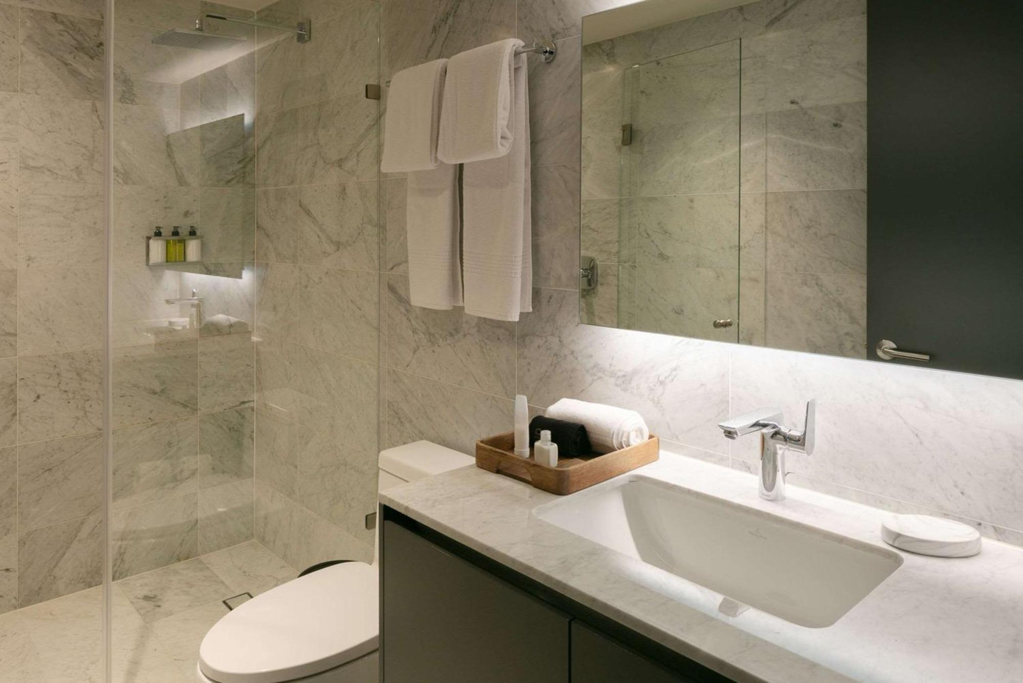 Amberes 64, Ascend Collection Mexico